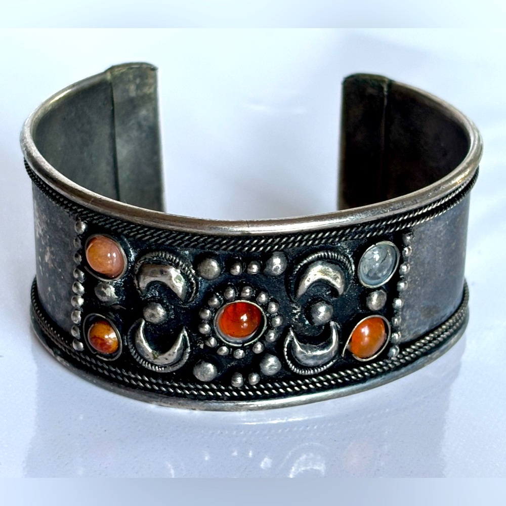🦋2/25$ Vintage Silver métal  Cuff Bracelet with Gemstones - Boho Bangle